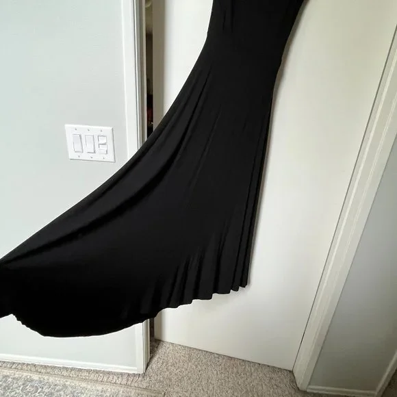 BLACK DRESS - Picture 7 of 12